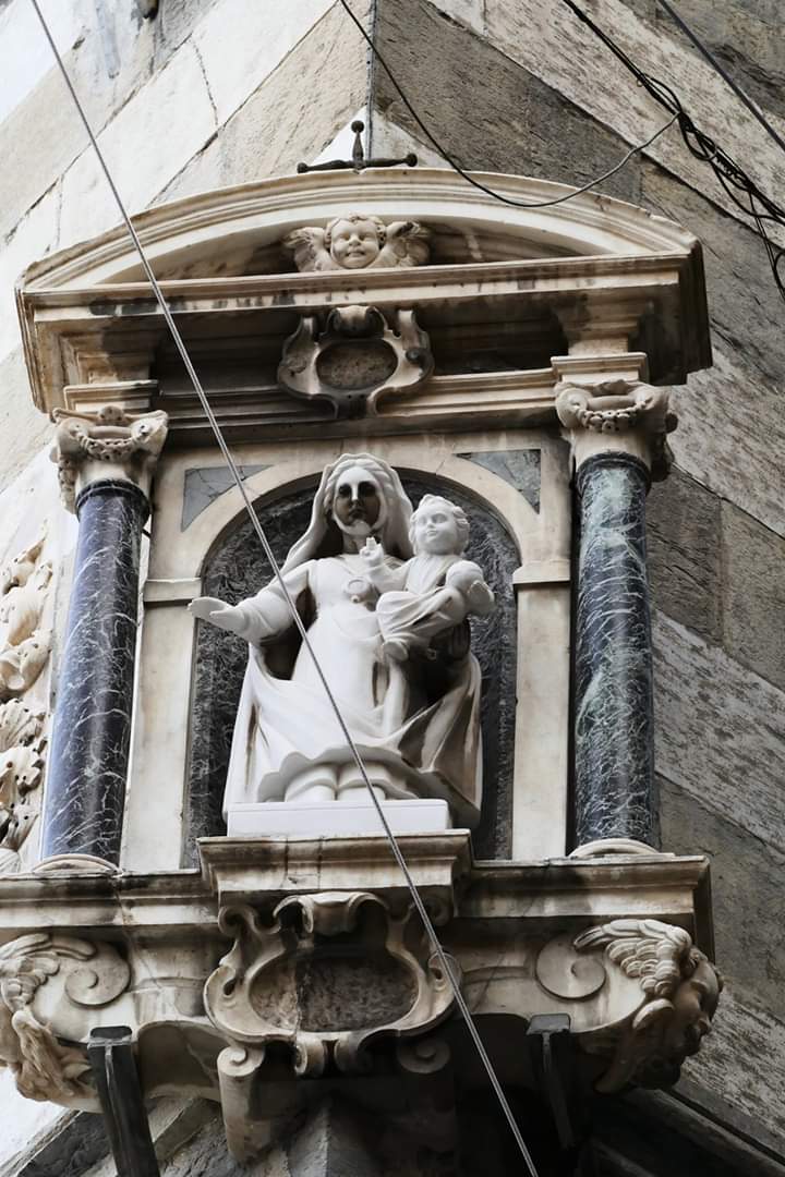 Madonna col Bambino Vico Parmigiani