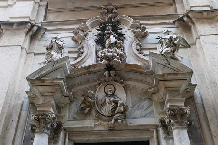 Portale di San Filippo Neri